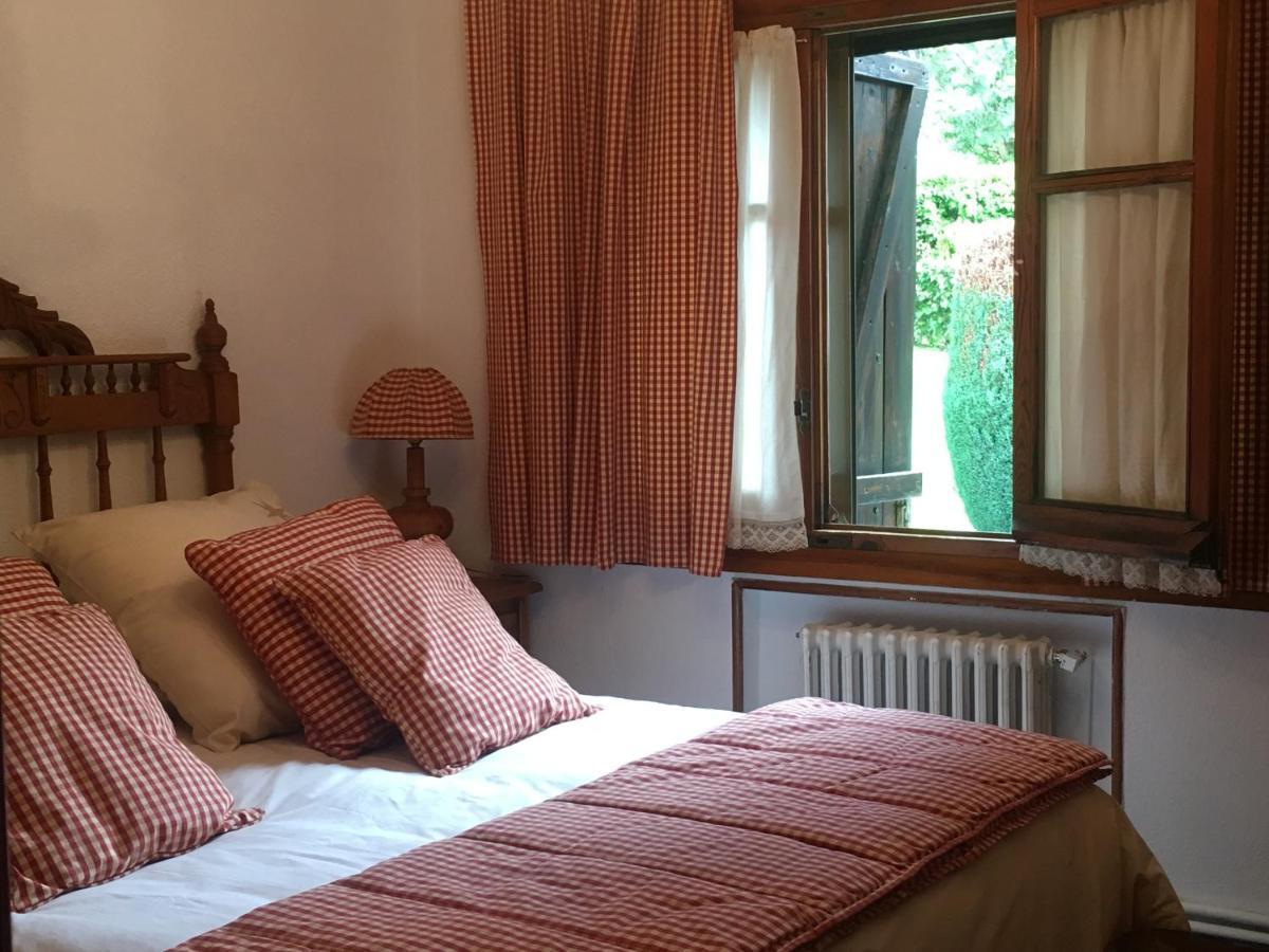 Villa Aurelia - Casa De Campo Con Jardin Y Piscina Entre Madrid Y Segovia Ortigosa del Monte Luaran gambar
