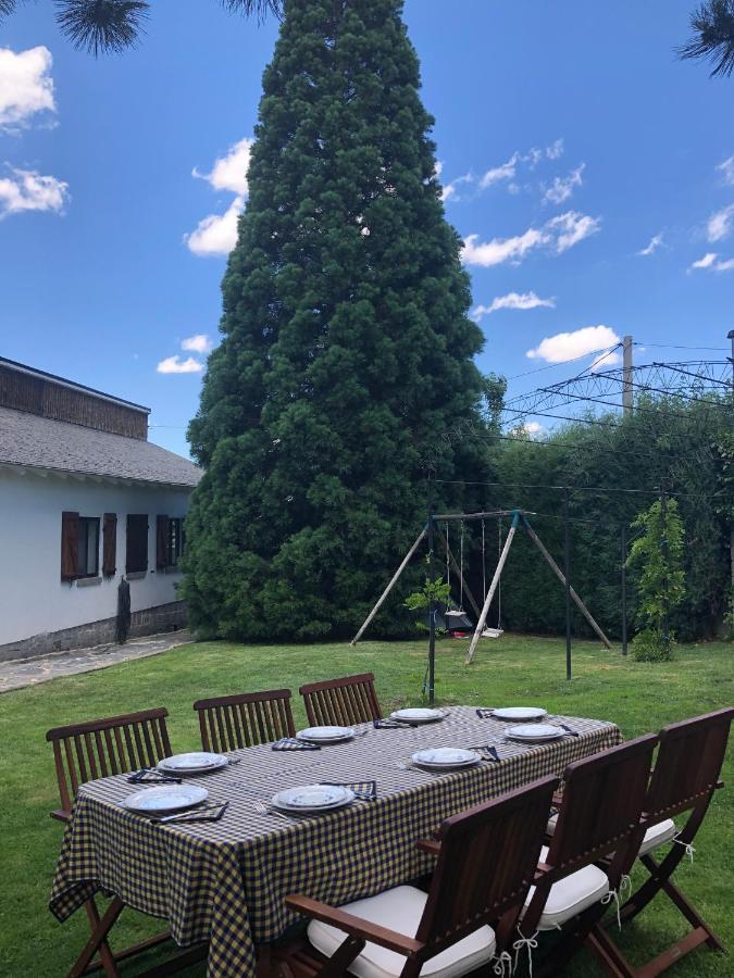 Villa Aurelia - Casa De Campo Con Jardin Y Piscina Entre Madrid Y Segovia Ortigosa del Monte Luaran gambar