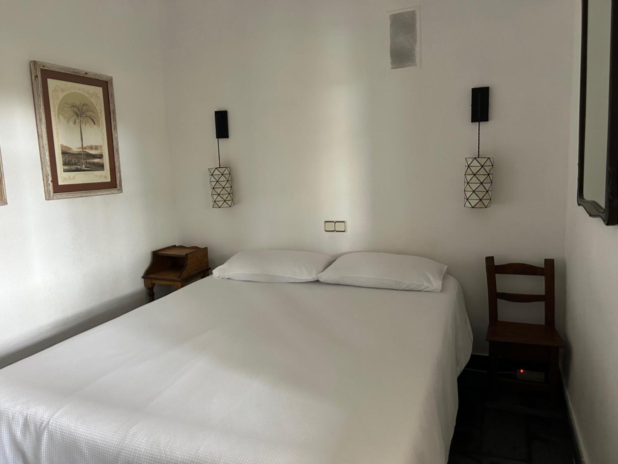 Villa Aurelia - Casa De Campo Con Jardin Y Piscina Entre Madrid Y Segovia Ortigosa del Monte Luaran gambar